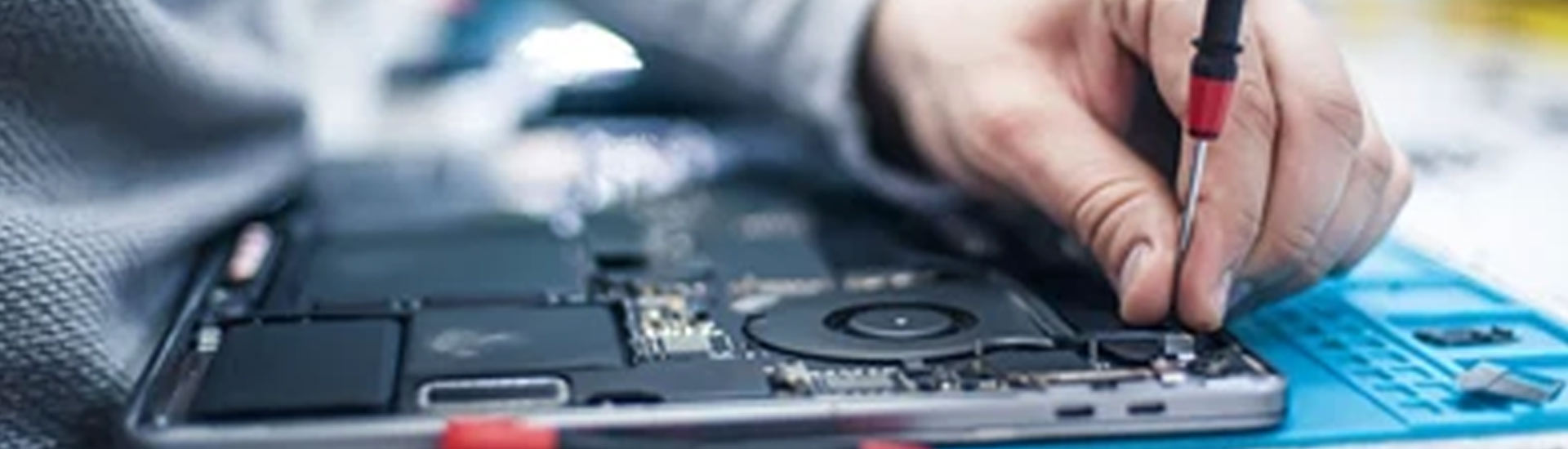 Laptop Repair Vs. Replacement: How to  Make The Right Choice