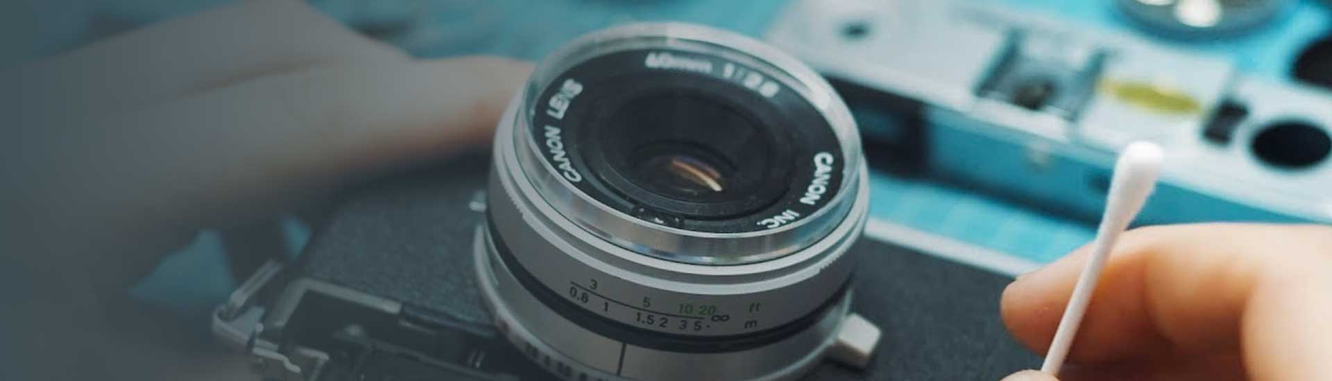 What Qualities Make an Expert of Camera Repair?